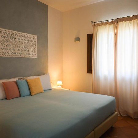 Locanda Sant'Andrea Hotel&Relais San Pantaleo Exterior foto