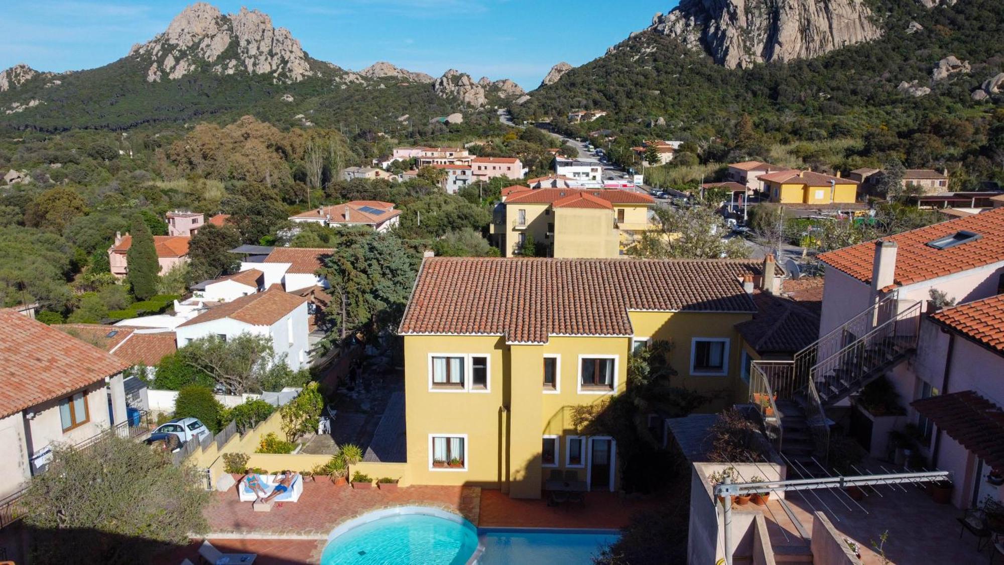 Locanda Sant'Andrea Hotel&Relais San Pantaleo Exterior foto