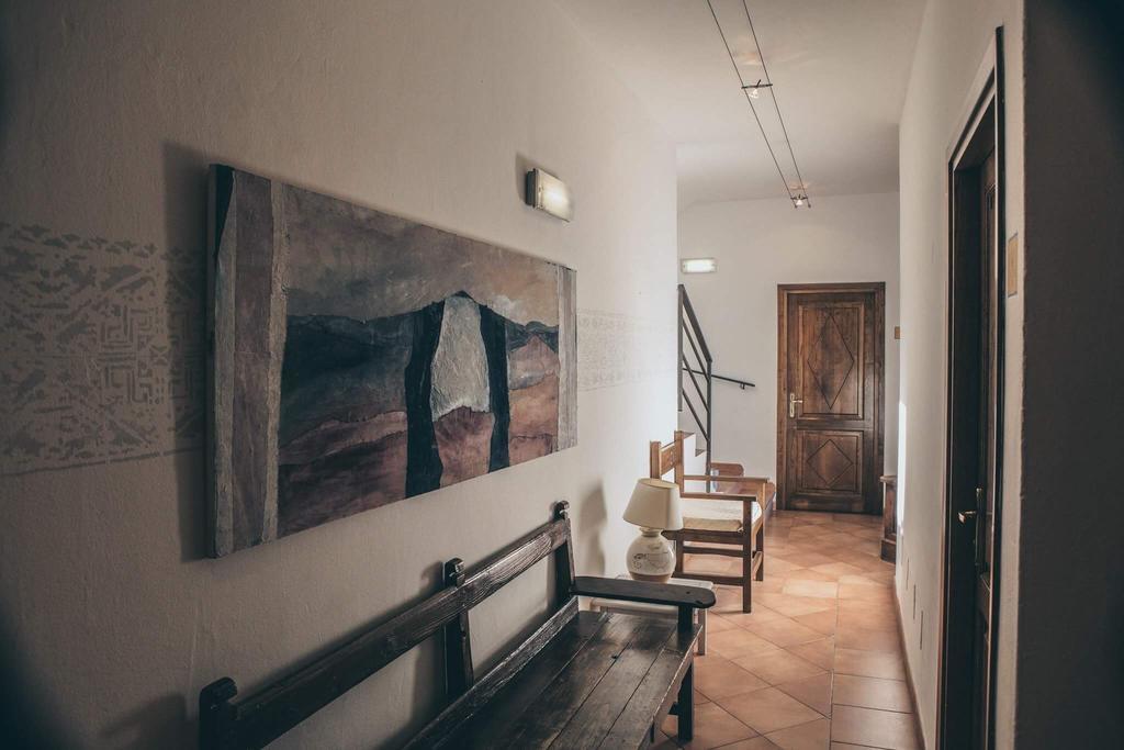 Locanda Sant'Andrea Hotel&Relais San Pantaleo Exterior foto