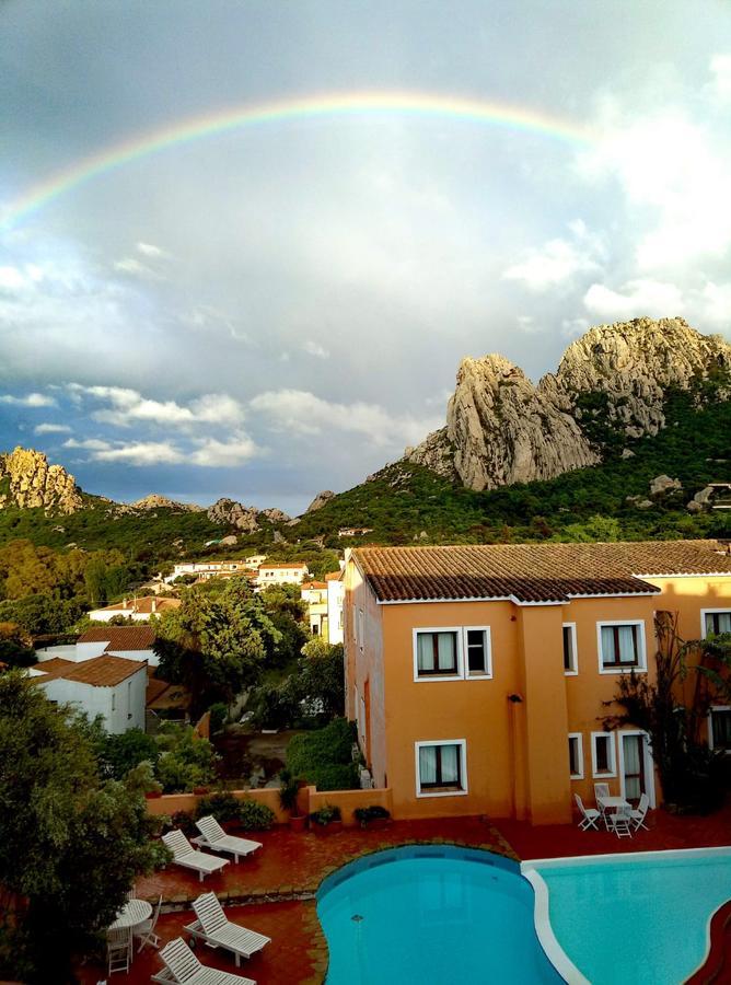 Locanda Sant'Andrea Hotel&Relais San Pantaleo Exterior foto