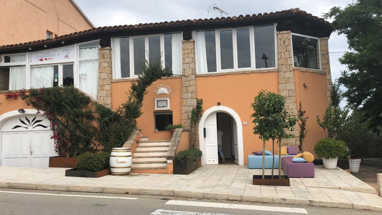 Locanda Sant'Andrea Hotel&Relais San Pantaleo Exterior foto